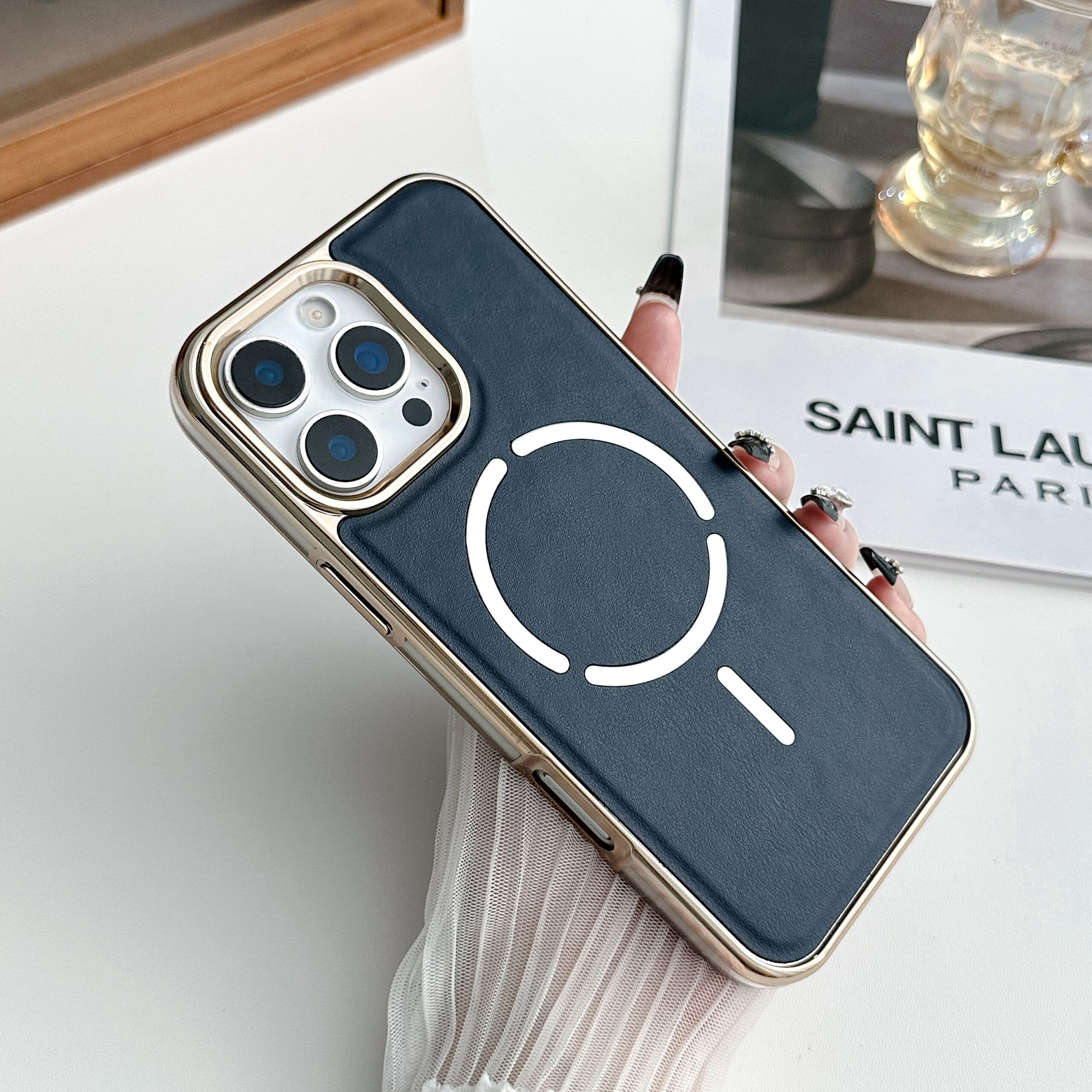 PU Leather Electroplating PC TPU Magnetic iPhone 17 PRO Case - Image 3